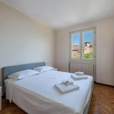 In Piazza Apartman Gardone Riviera